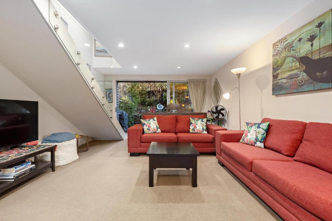 Central Wanaka Villa Exterior photo